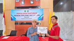 Pemerintah Kampung Labanan Makarti Salurkan Santunan dan BLT Jelang Idul Fitri