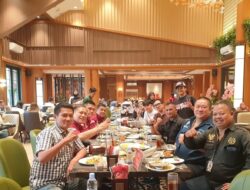 Donny Andretti dan Klien Hendra Warsito Perkuat Sinergi Advokat – Media Pada Makan Siang Bersama