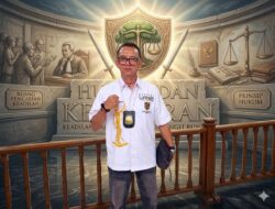 H. Adang Bahrowi Sediakan Kartu Nama di MUSDA II FERADI WPI Jabar