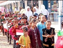 SDN 03 Kendalsari Gelar Karnaval dan Lomba Sarat Edukasi Karakter Dalam Rangka Meriahkan HUT RI 81