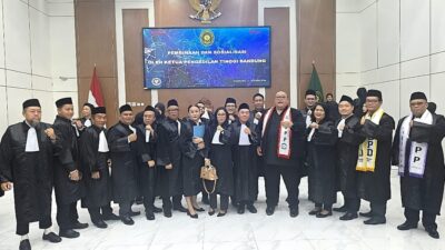 Prosesi Sumpah 18 Advokat FERADI WPI Berjalan Khidmat di Pengadilan Tinggi Bandung